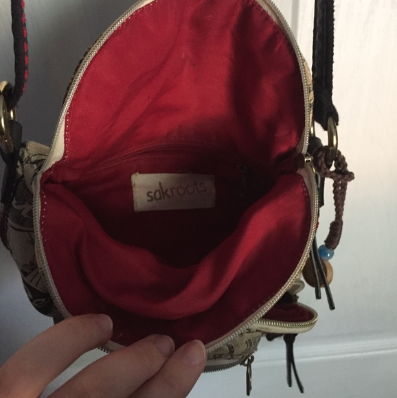 The Sak Foldover Crossbody Floral Bird Design - Picture 3 of 14